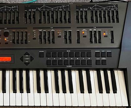 Roland-JD800